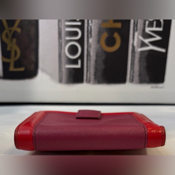 ❤️🩷SALVATORE FERRAGAMO
MEASUREMENTS IN PHOTOS 
FEEL FREE TO ASK QUESTIONS-EUC🩷❤️ - Picture 7 of 14